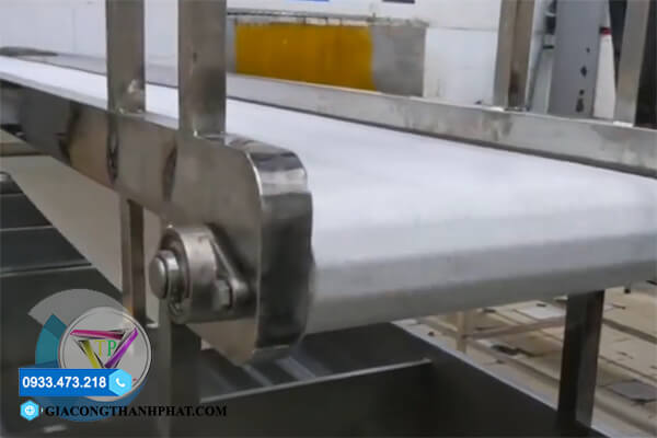 Dịch vụ gia công băng tải inox theo yêu cầu