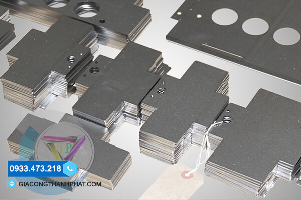 cắt laser kim loại tấm