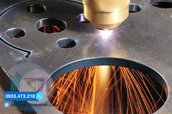 Đơn v�?cắt laser kim loại tại Th�?Đức