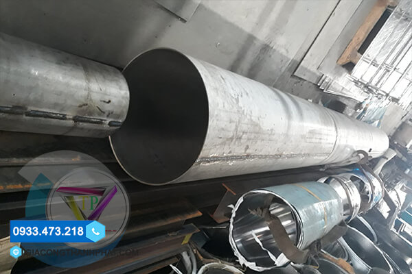 Gia công cắt ống inox