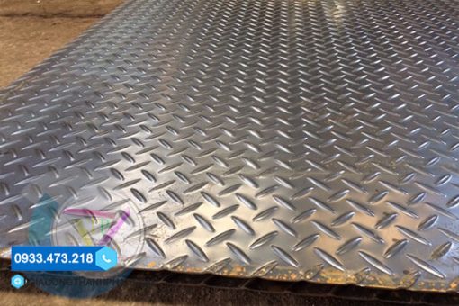 Gia Công Tấm Chống Trượt Inox