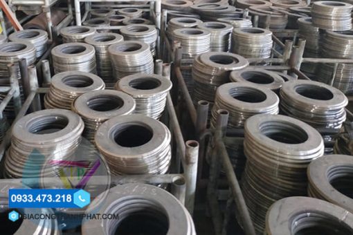 Mặt bích coc ly tâm inox giá rẻ