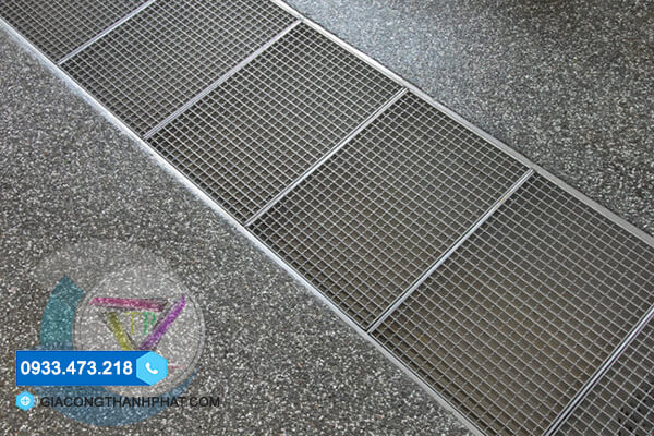 ứng dụng vỉ thoát sàn inox