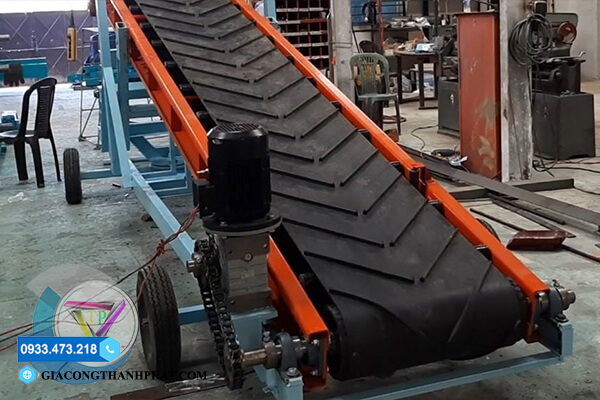 Sản xuất băng tải cao su giá rẻ, chất lượng